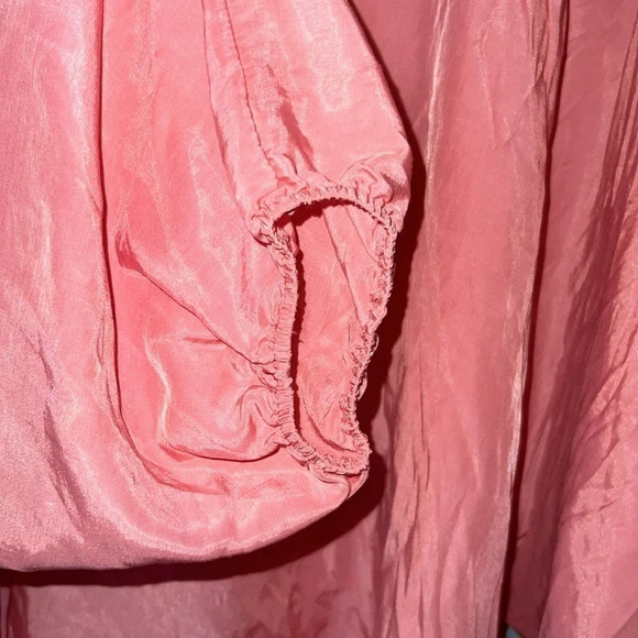 NWT Coral Size Large Bat Wing Silky Rayon / Polyester Women”s Blouse - Picture 3 of 9